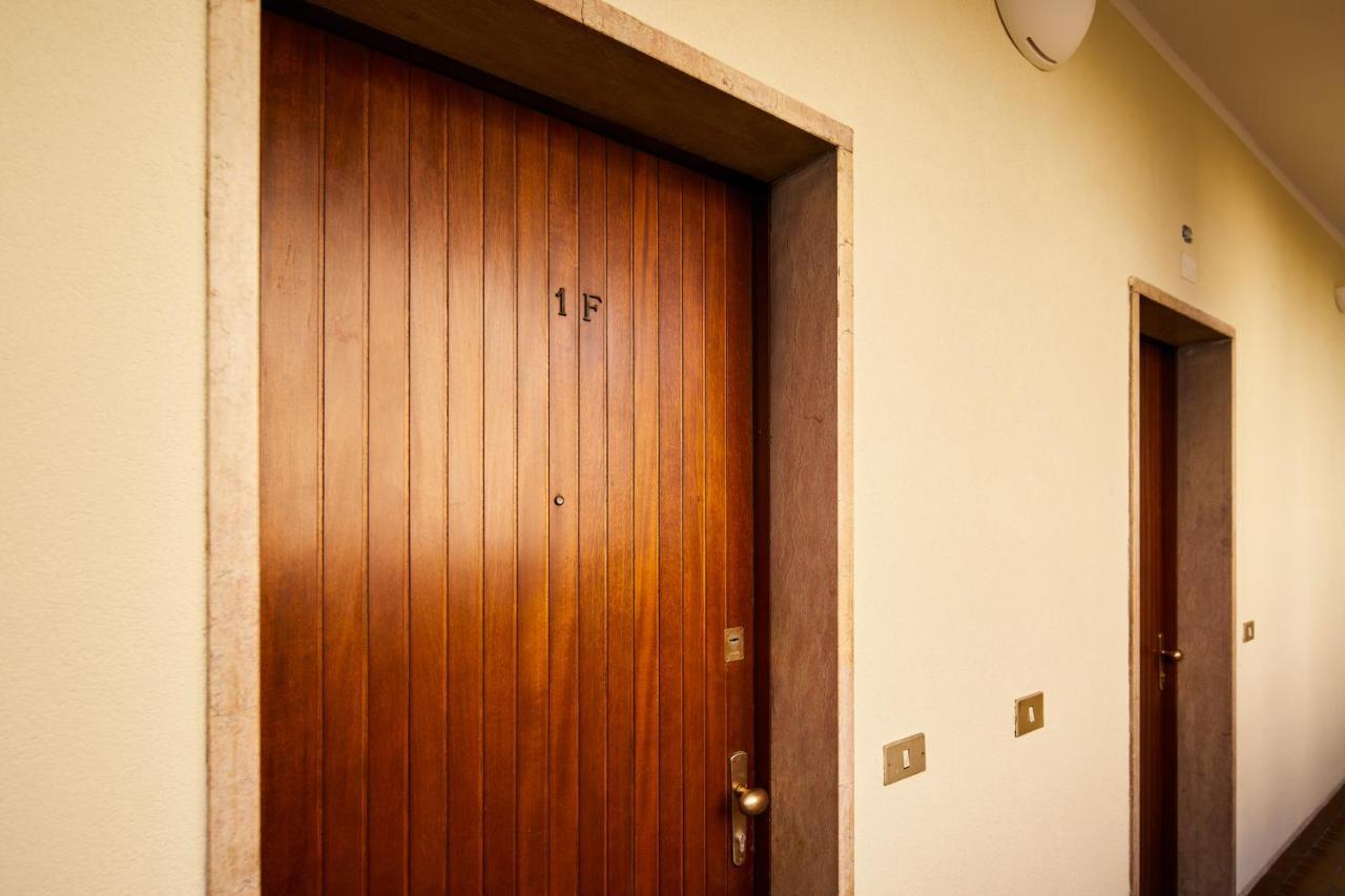 Cenacolo Vinciano-Duomo Luxury Apartment Milano Eksteriør billede